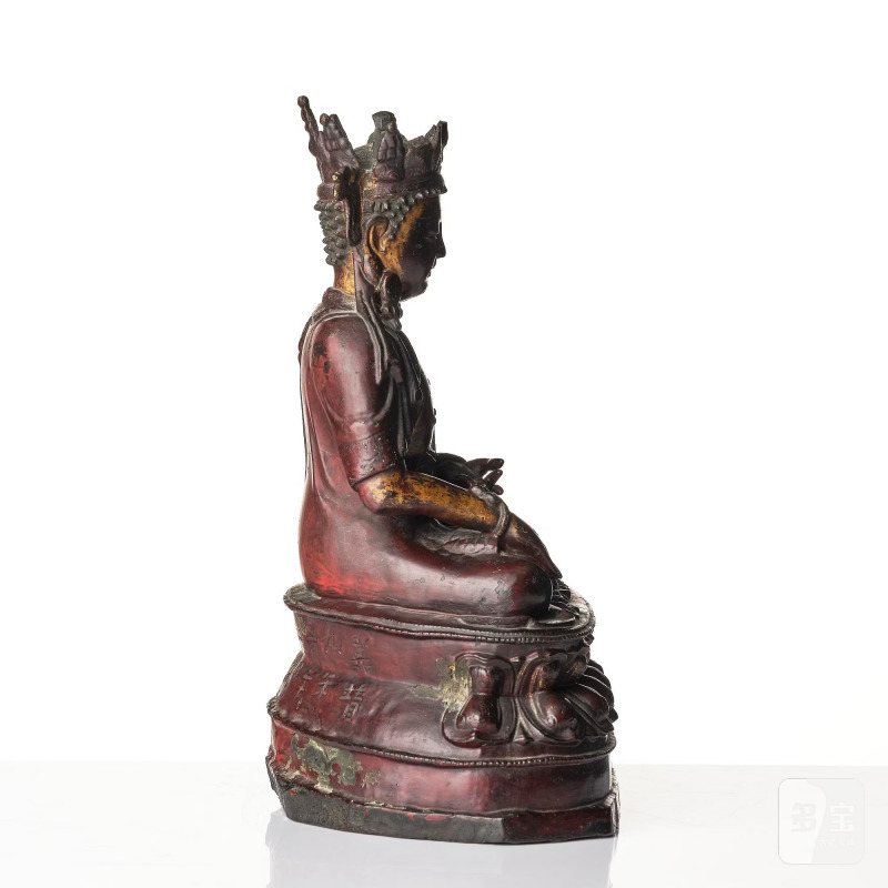 A bronze sculpture of a crowned Buddha, - 图6